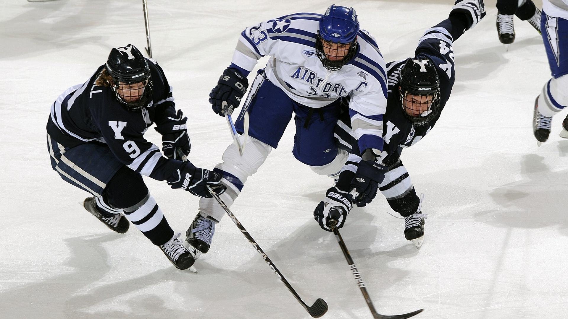 伦纳德，美加墨世界杯之夜，当舞台越大，他越强